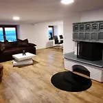 Ferienwohnung-panoramablick-kuessaberg アパート