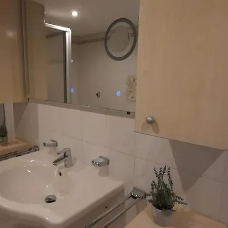 Ferienwohnung-panoramablick-kuessaberg *