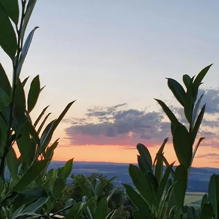Ferienwohnung-panoramablick-kuessaberg شقة *